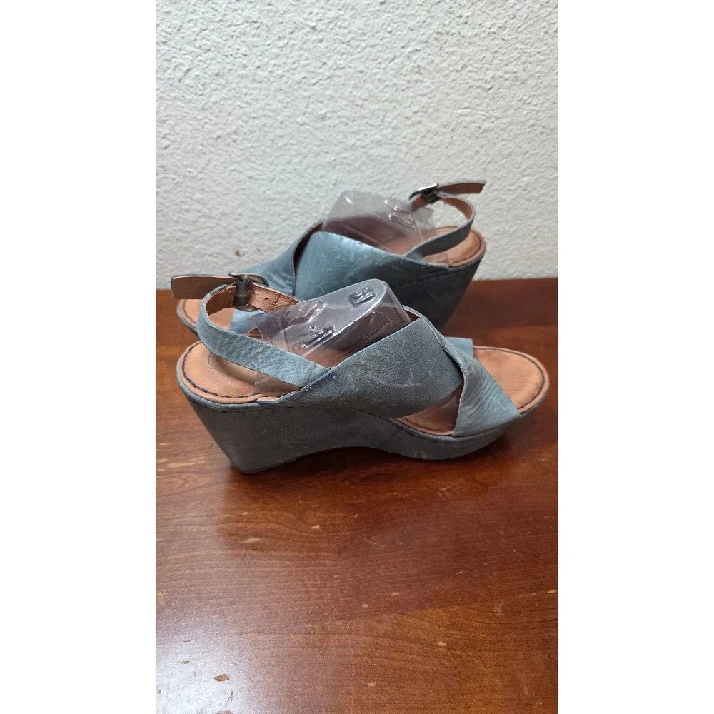 Born MJJ2 Leather Wedge Sandals Womens 10 Blue Grey Crisscross Slingback MJJ2